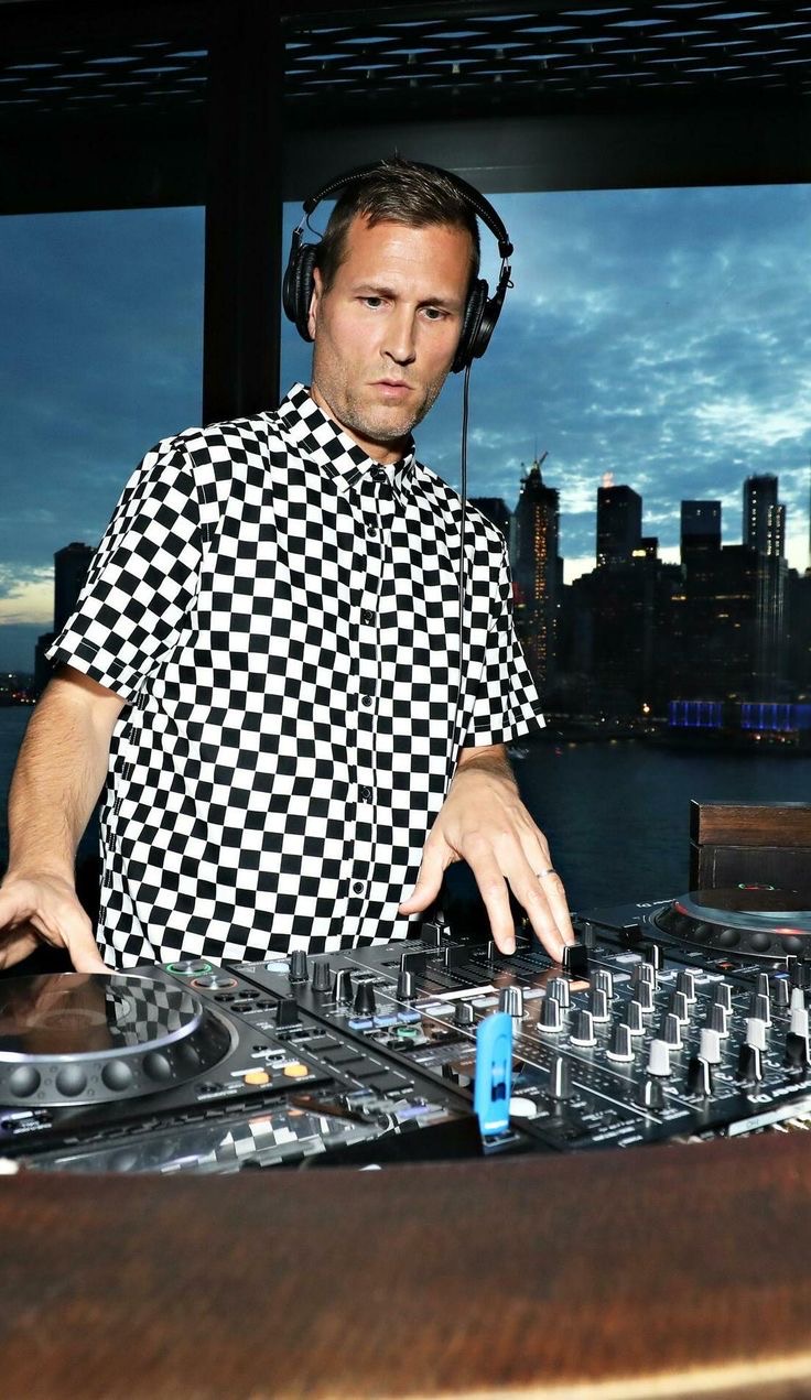 Media for Kaskade