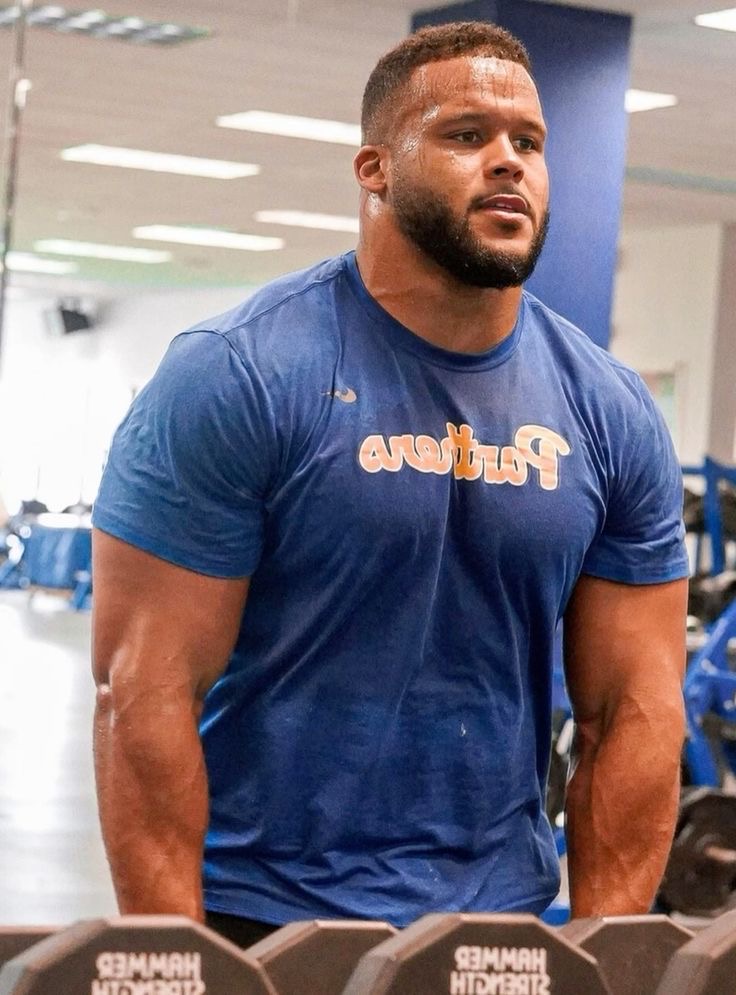Media for Aaron Donald