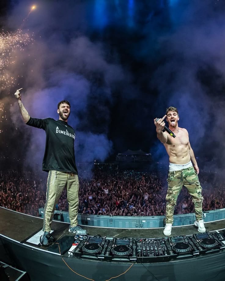 Media for The Chainsmokers 