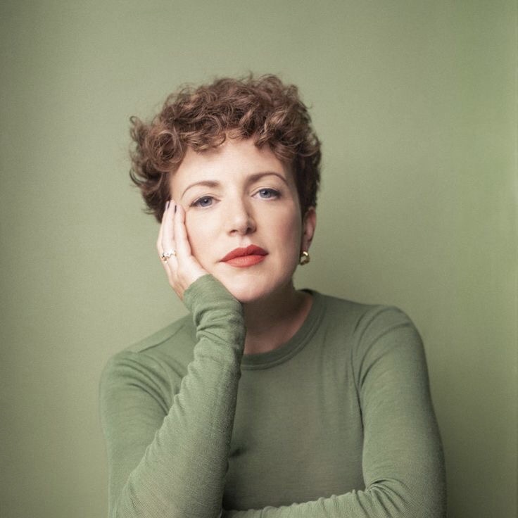  Annie Mac 