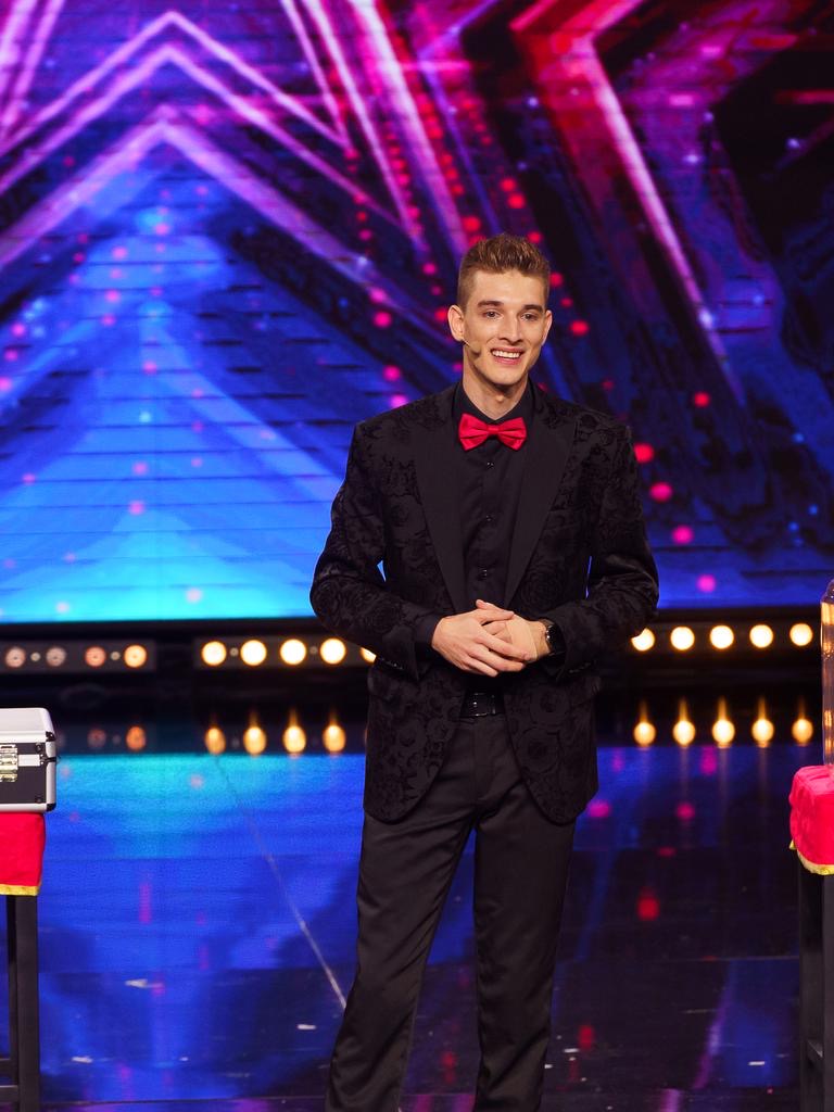 Media for Magic Leon