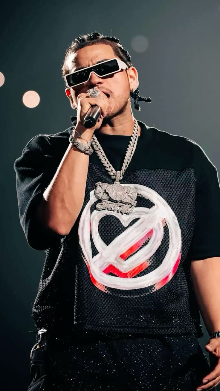 Media for Fuerza Regida