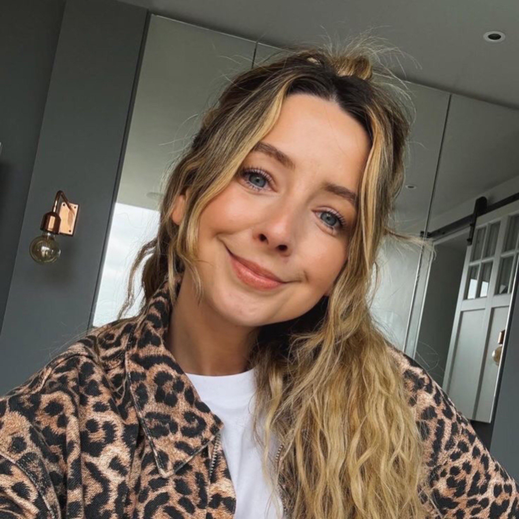 Zoella (Zoe Sugg)